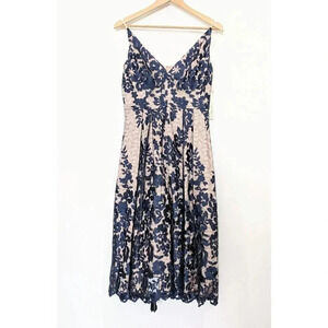 NWT Eliza J V Neck Lace Dress Size 8 (MSRP $228)